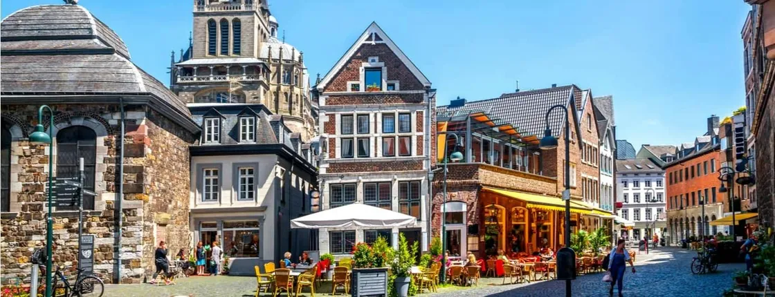 Aachen audio walking tour with cathedral and imperial heritage