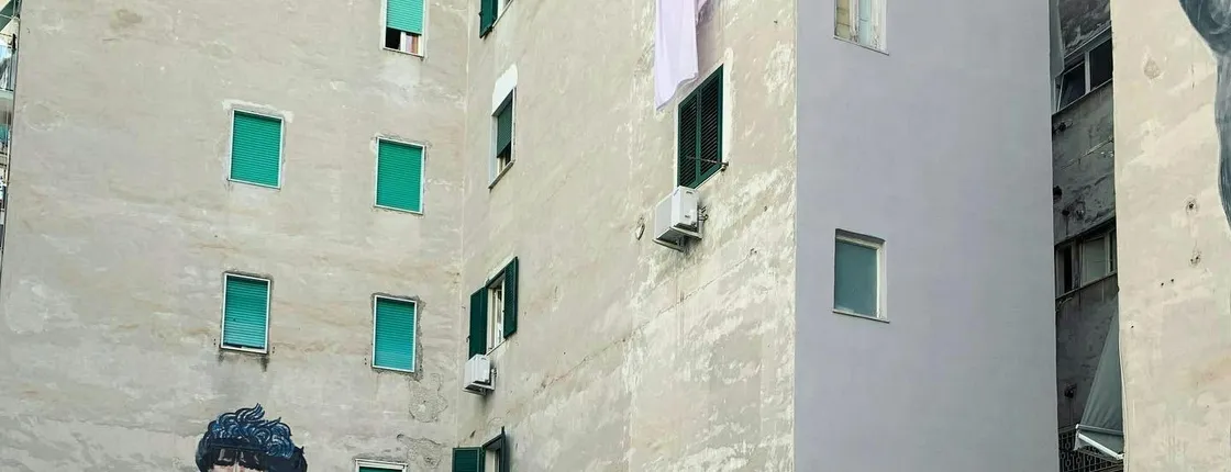 Naples Spanish Neighborhoods and Underground Tour