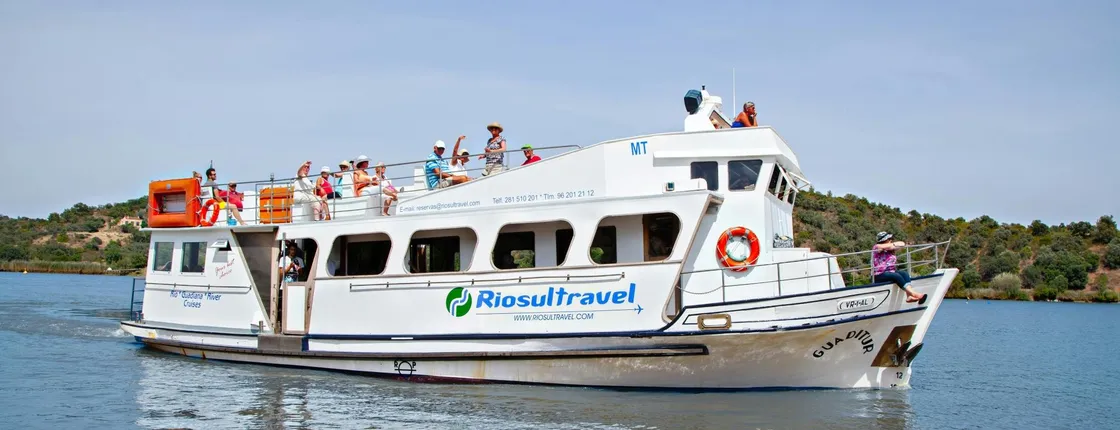 Guadiana River cruise with barbecue
