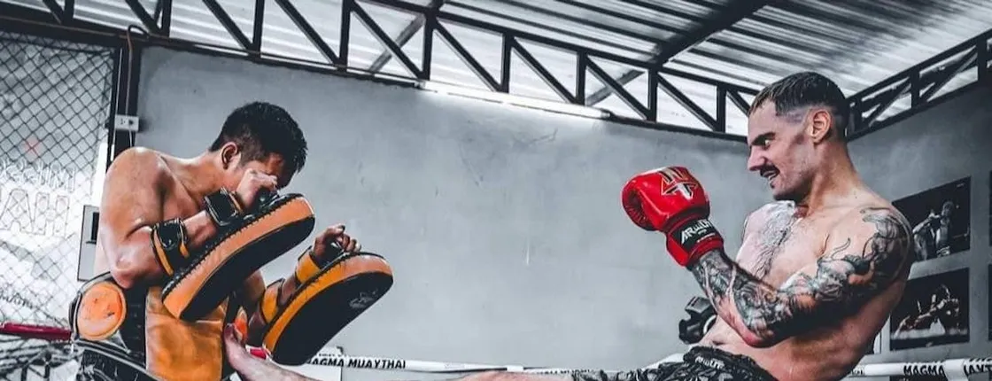 Introductory private Muay Thai boxing lesson for beginners in Pattaya