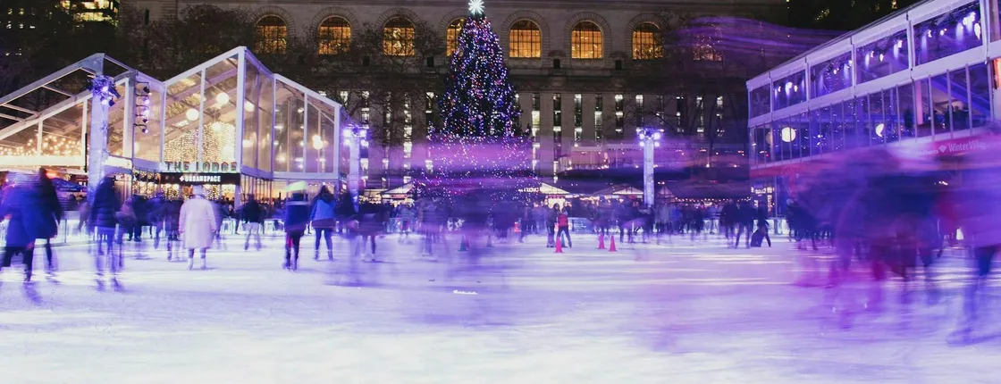NYC Christmas tour with 5th Avenue, Rockefeller Tree and Xmas Village