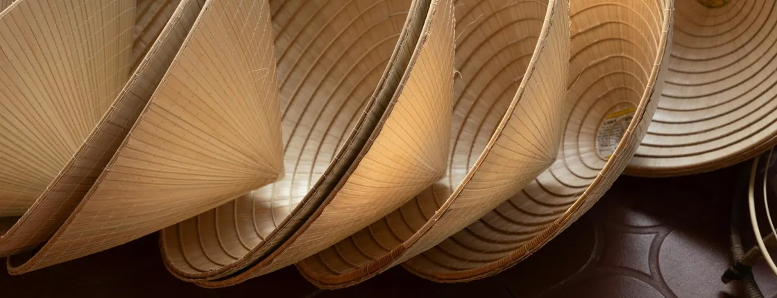 Vietnam conical hat-making workshop with drink in Hue