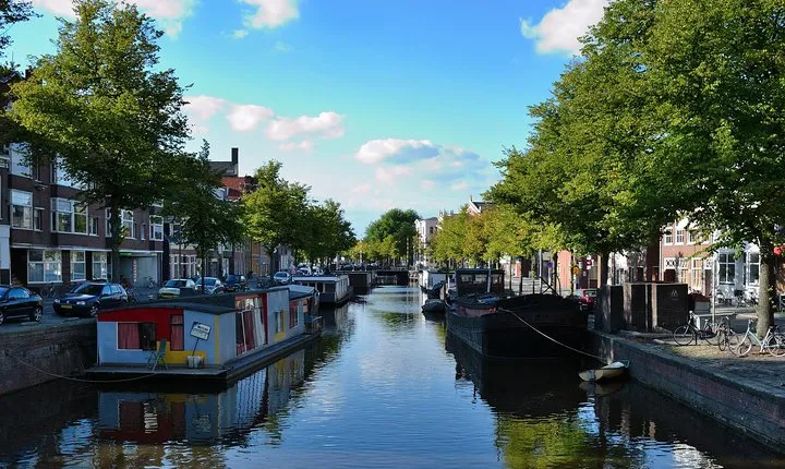 Groningen Private Walking Tour with a Local