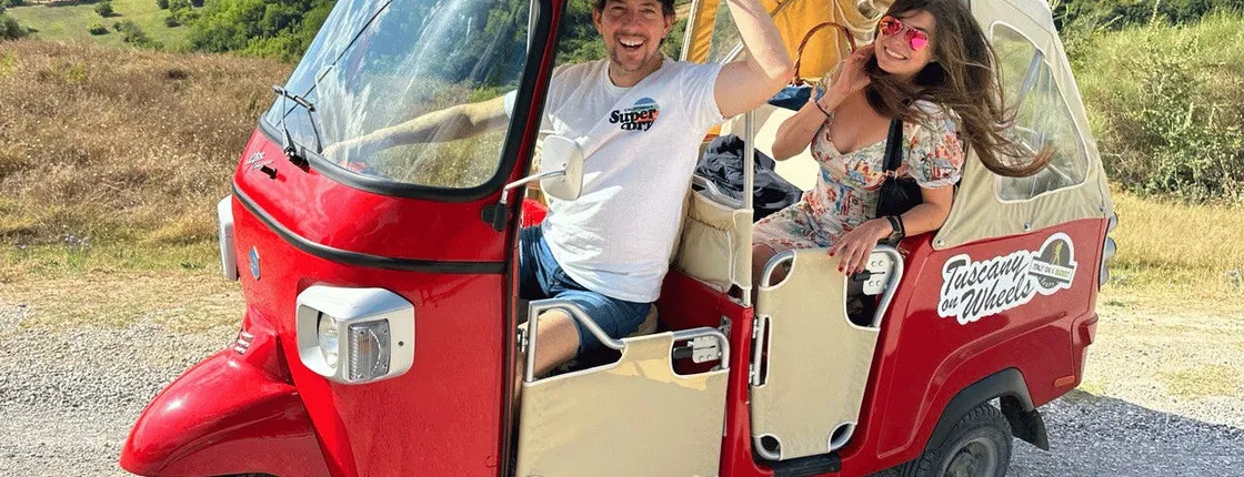 Tuk Tuk private tour with picnic
