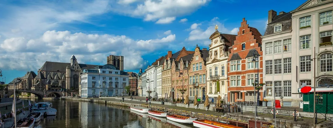 Private history walk through Ghent with a local expert