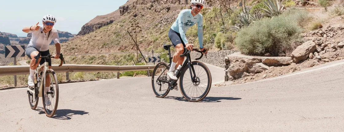 Maspalomas and Ayagaures Valley guided e-bike tour