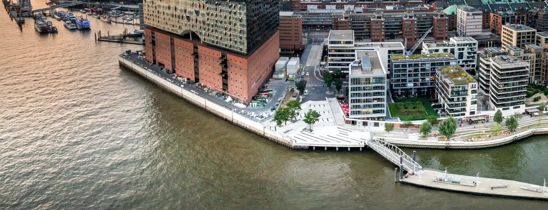 Food tour with Elbphilharmonie and HafenCity