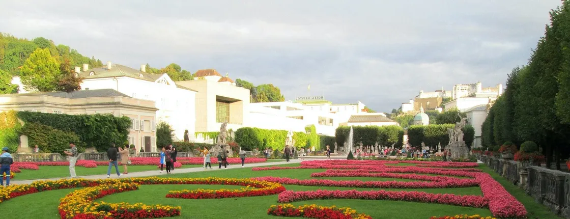 Salzburg City Tour with a historian