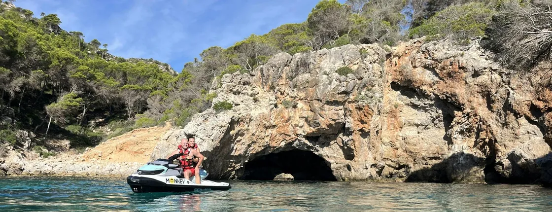Jet ski ride to the Sea Lion Cave in Mallorca