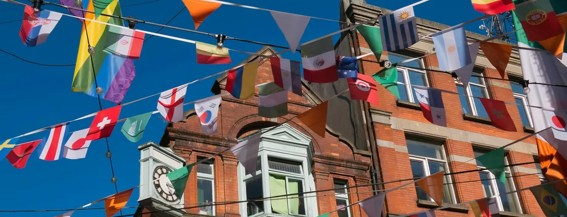 Tour the Old Town of Dublin in the Famous Pubs Exploration Game