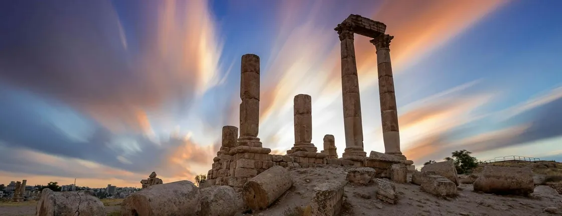 Guided group tour through Amman's historic landmarks and museums