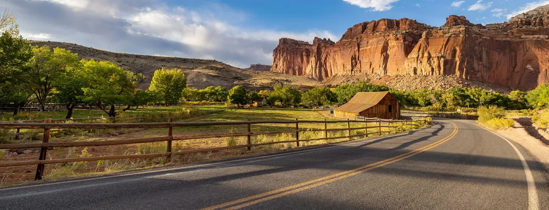 Audio-guided driving tour through Capitol Reef National Park