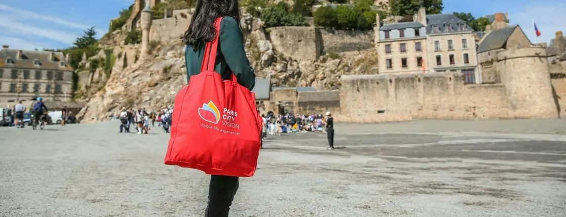 2-Day Excursion to Mont Saint-Michel, Loire Valley Chateaux and Wine Tasting from Paris