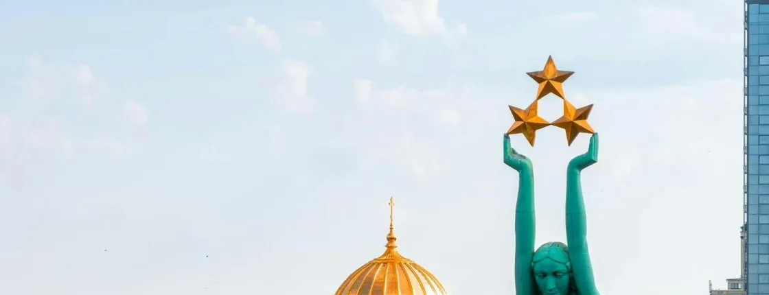 Guided tour of Riga's most Instagrammable spots with a local