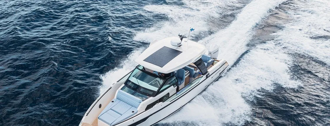 Capri shared boat experience from Naples