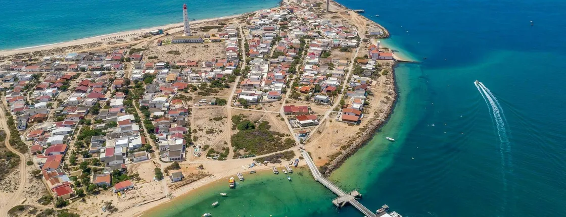 Full-day Ria Formosa islands cruise with local lunch