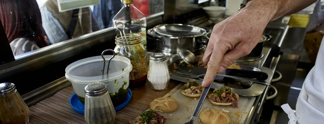 Florence food and local flavors guided walking tour