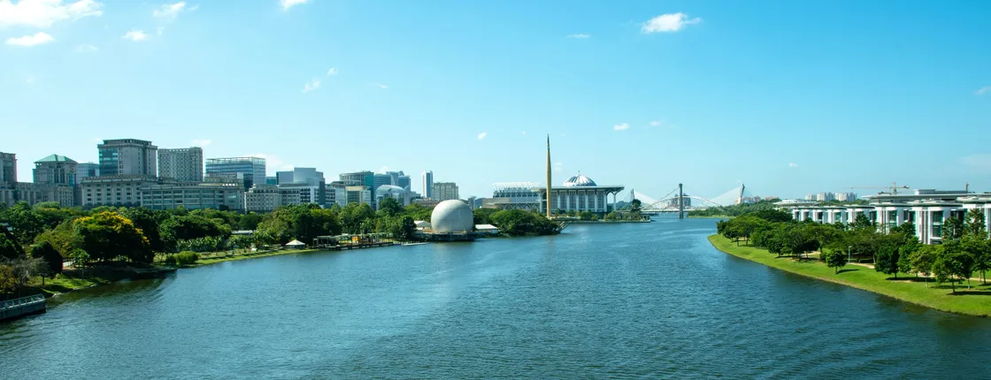 Putrajaya with traditional boat ride tour