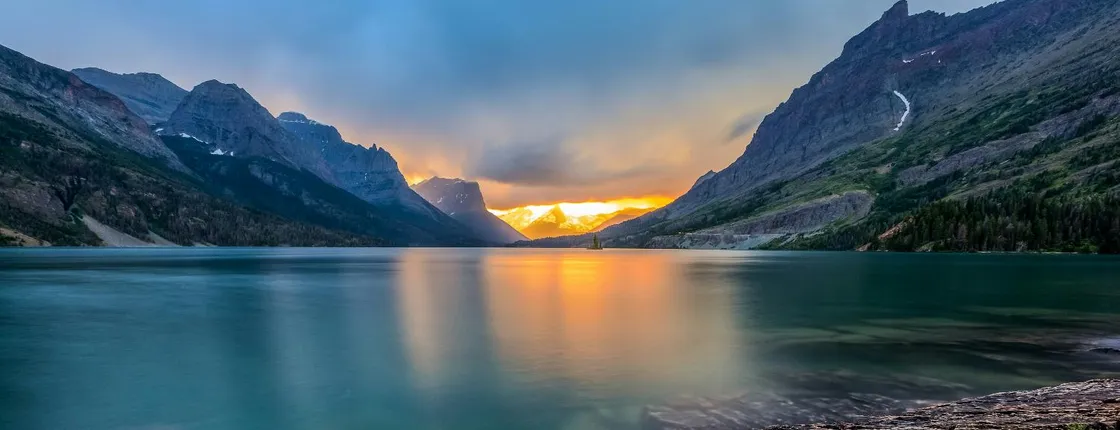 Glacier National Park self-guided driving audio tour