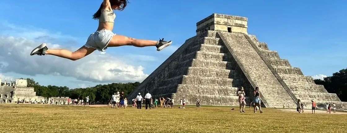 Chichen Itza and Valladolid guided tour with buffet lunch