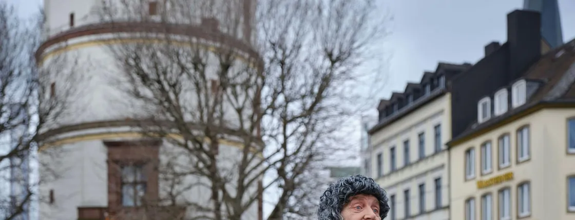 Historical Costume Tour with Jan Wellem through Düsseldorf's Old Town