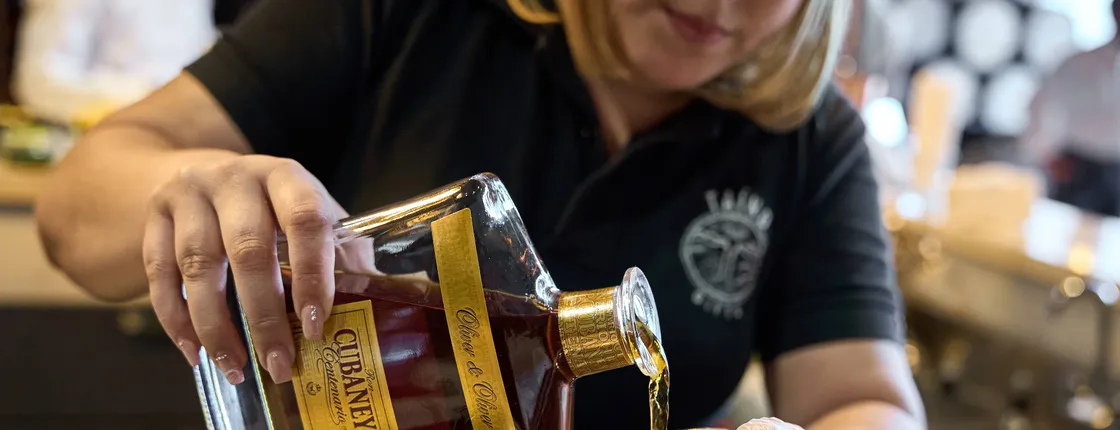 Oliver Rum Lab Tour by Taino Gourmet