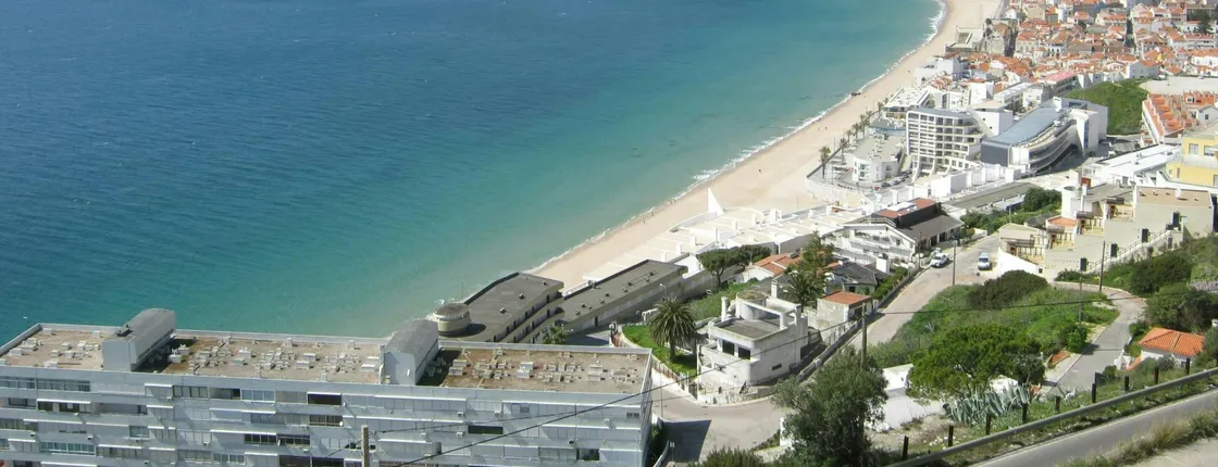 Private cheese, wine and tiles experience in Lisbon