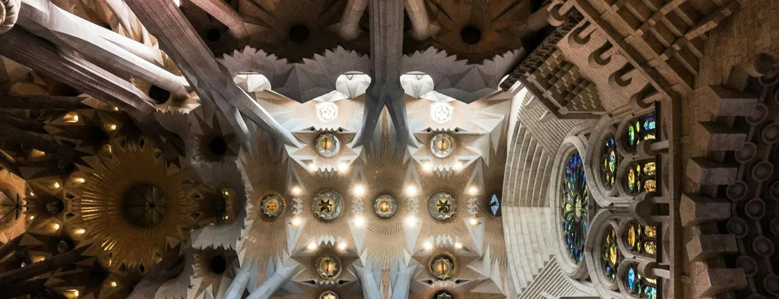 Half-day guided tour of Montserrat and Sagrada Familia