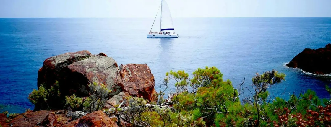 Cala Blanca Cruise with Lunch and Jetski from Jávea
