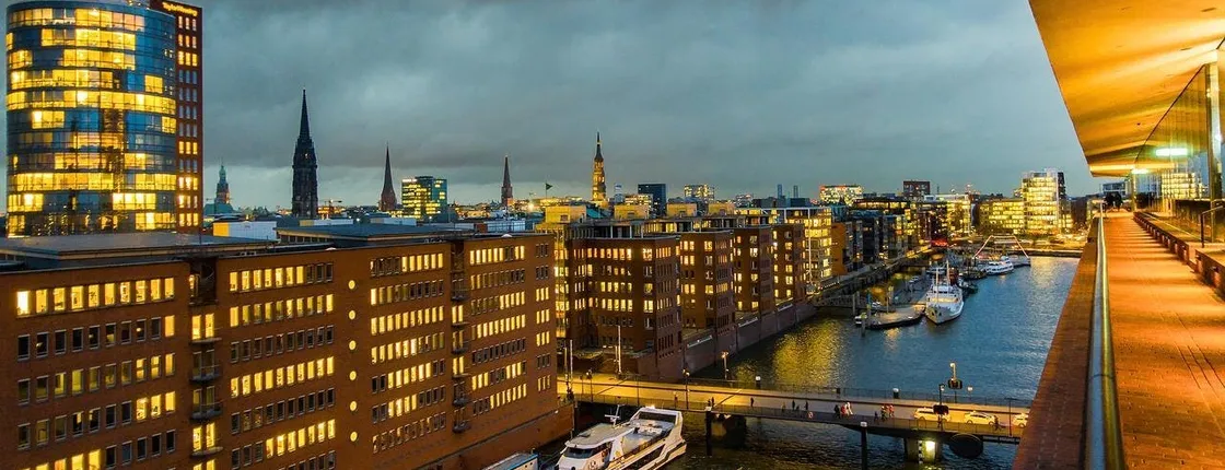 Hamburg's historical sites private guided walking tour