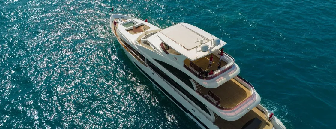 Dubai Harbour Super Yacht Experience with Live DJ Set