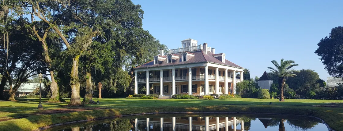 Houmas House estate and gardens guided mansion tour