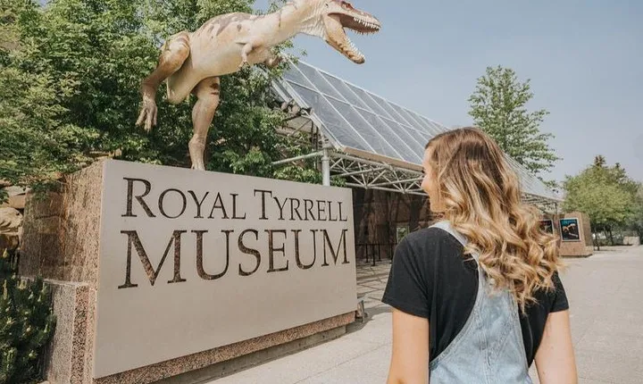 Drumheller Day: Royal Tyrrell Museum, Hoodoos & Horseshoe Canyon