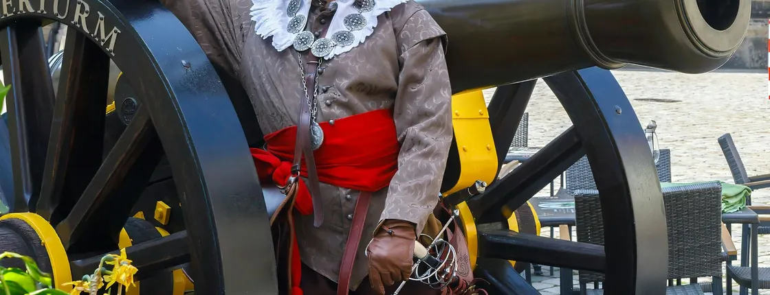 Dresden city guard immersive historical tour