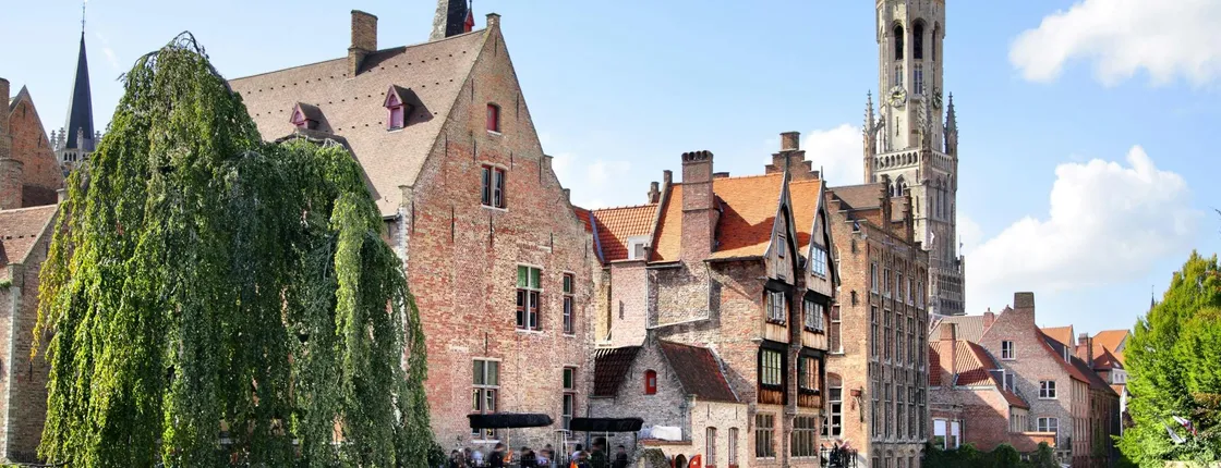 Discover Bruges in 60 Minutes with a Local