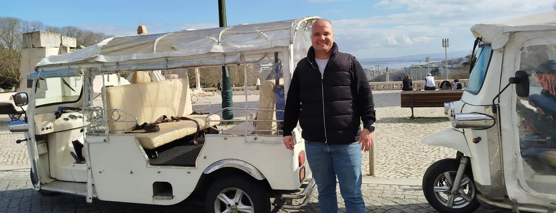 3-hour guided tour of Lisbon by tuk-tuk