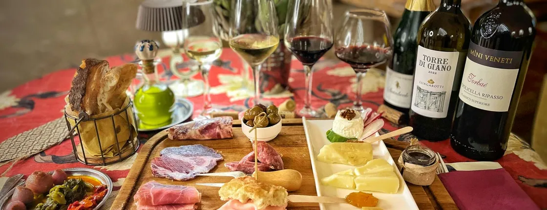 Food and Wine Tasting Experience in Trastevere