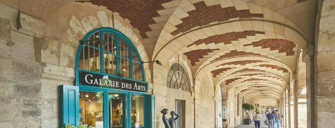 Trendy Marais Street Art and Food Walking Audio Tour