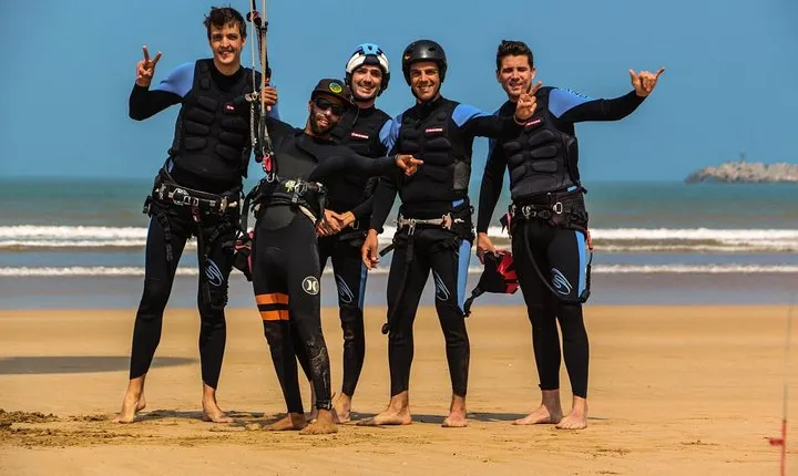 Group Kitesurfing lesson with a Local in Essaouira Morocco 
