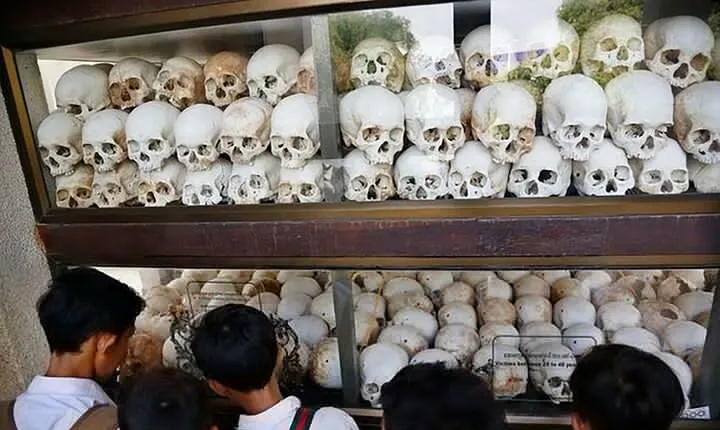 Killing field and Toul Sleng genocide museum Tour