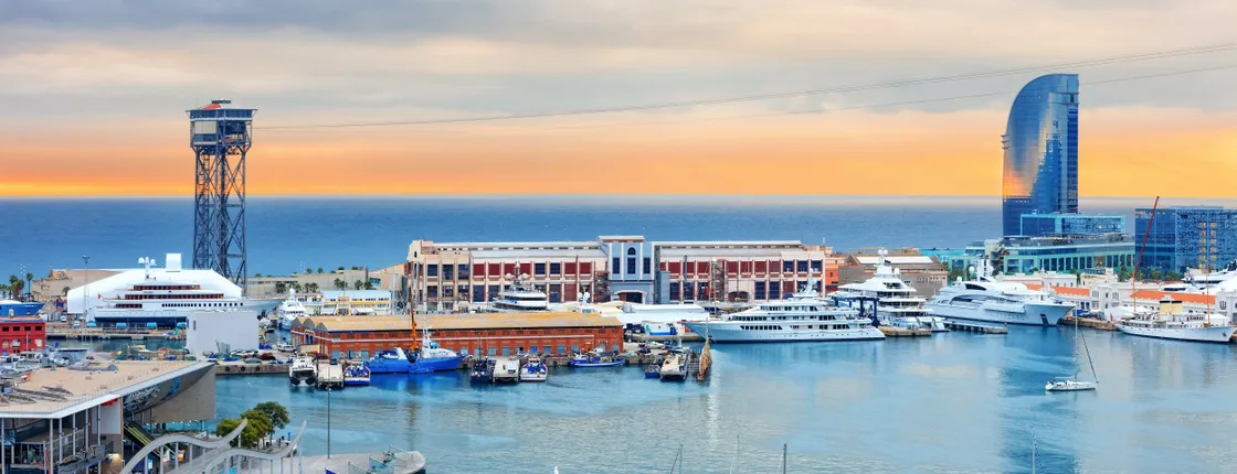 Private luxury motor yacht experience in Barcelona