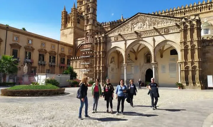 Discover Palermo in 3 hours. Art, history, markets and street food
