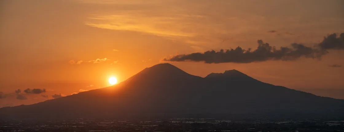 Vesuvius at Sunset Visit with Transfer from Pompei