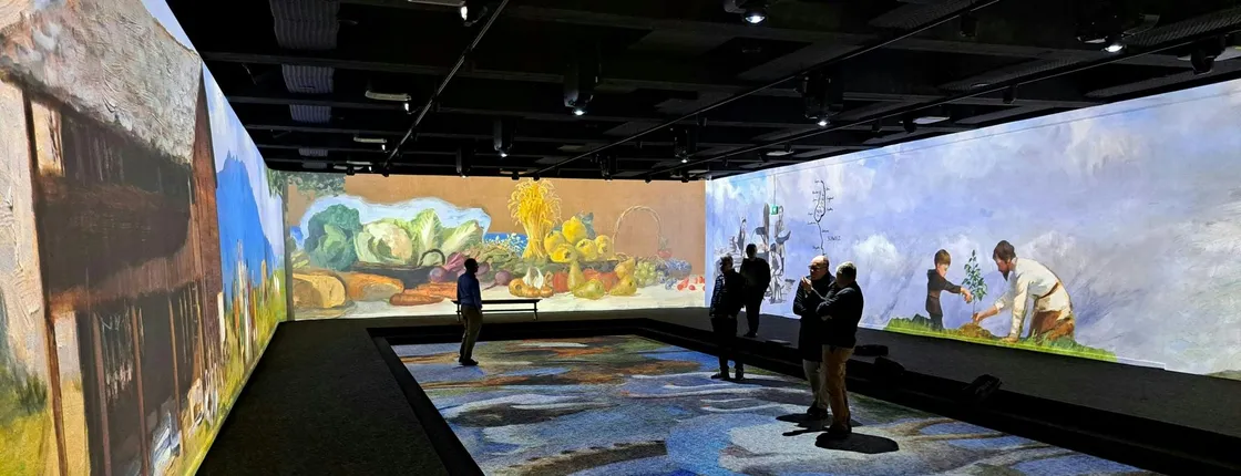 Lumeum light show with Niklaus and Dorothee Flüe immersive story