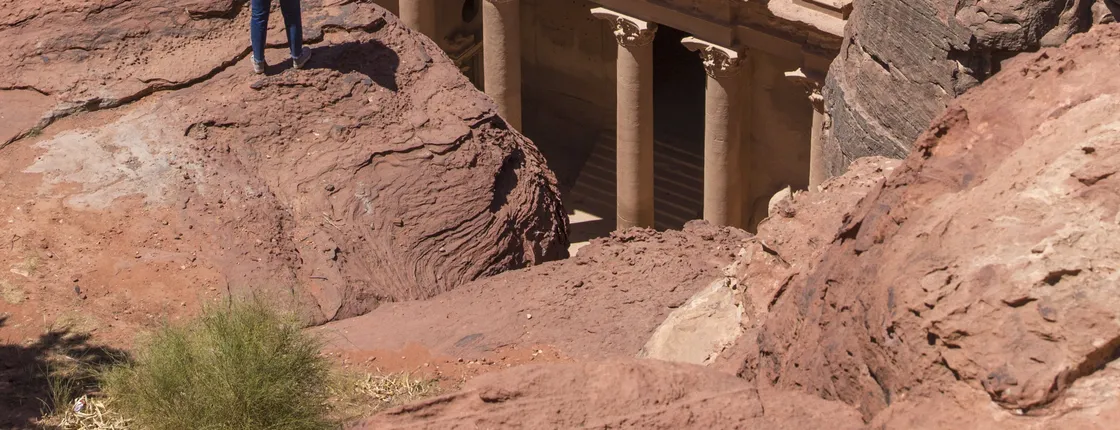 Full day guided tour of Petra