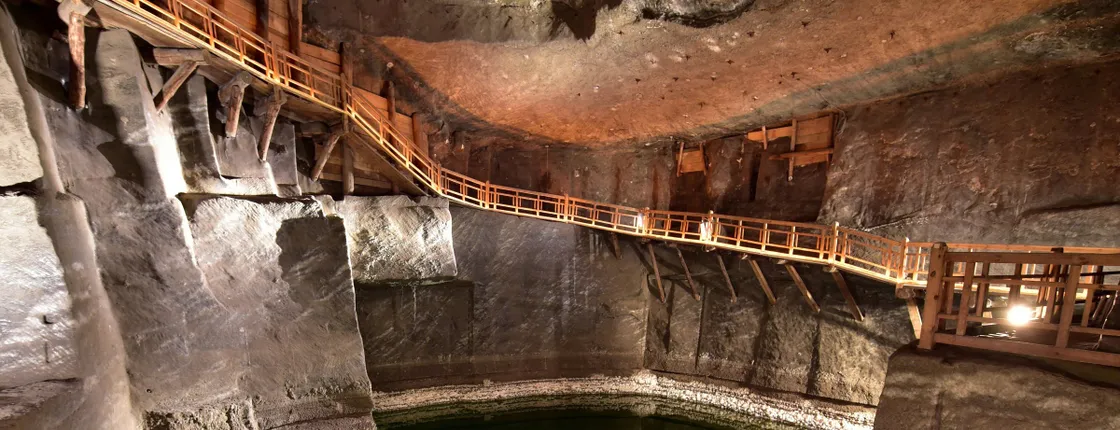 Skip-the-line ticket and guided tour to Wieliczka Salt Mine