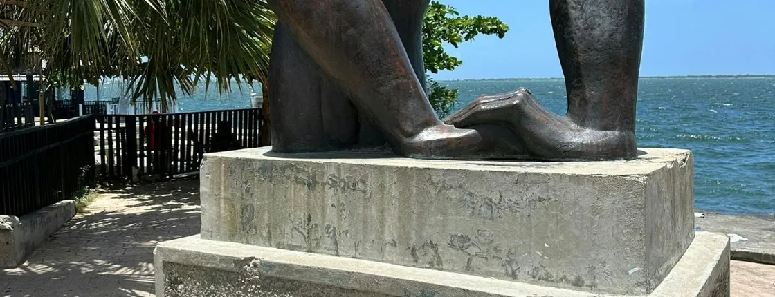 Historical tour of Kingston's culture and cuisine