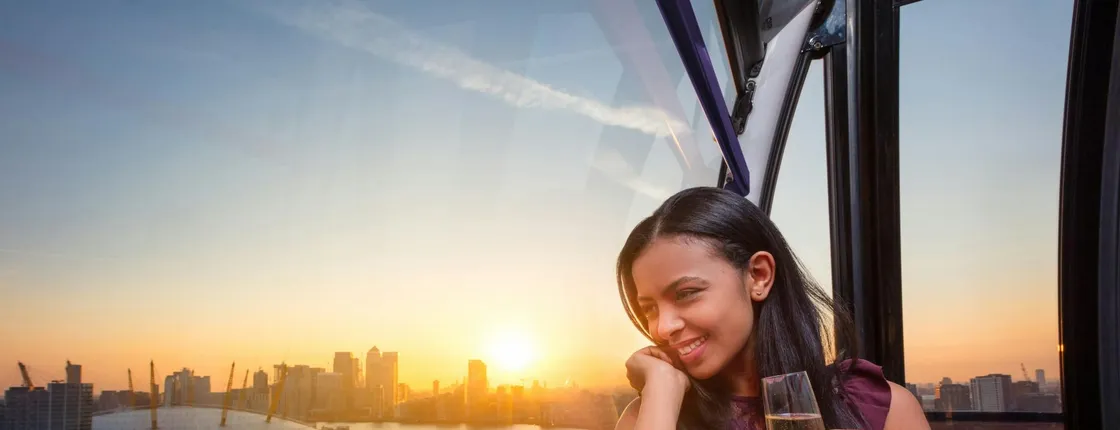 Champagne tasting skip-the-line experience at London Cable Car