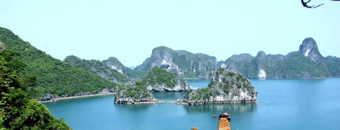 3-day Halong Bay cruise from Hanoi with overnight stay in a private cabin