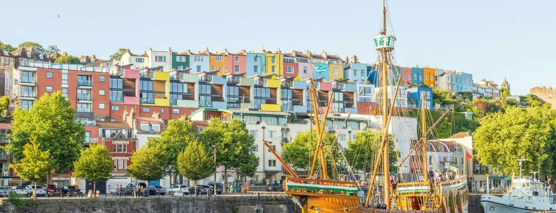 Waterfront Bristol city exploration game